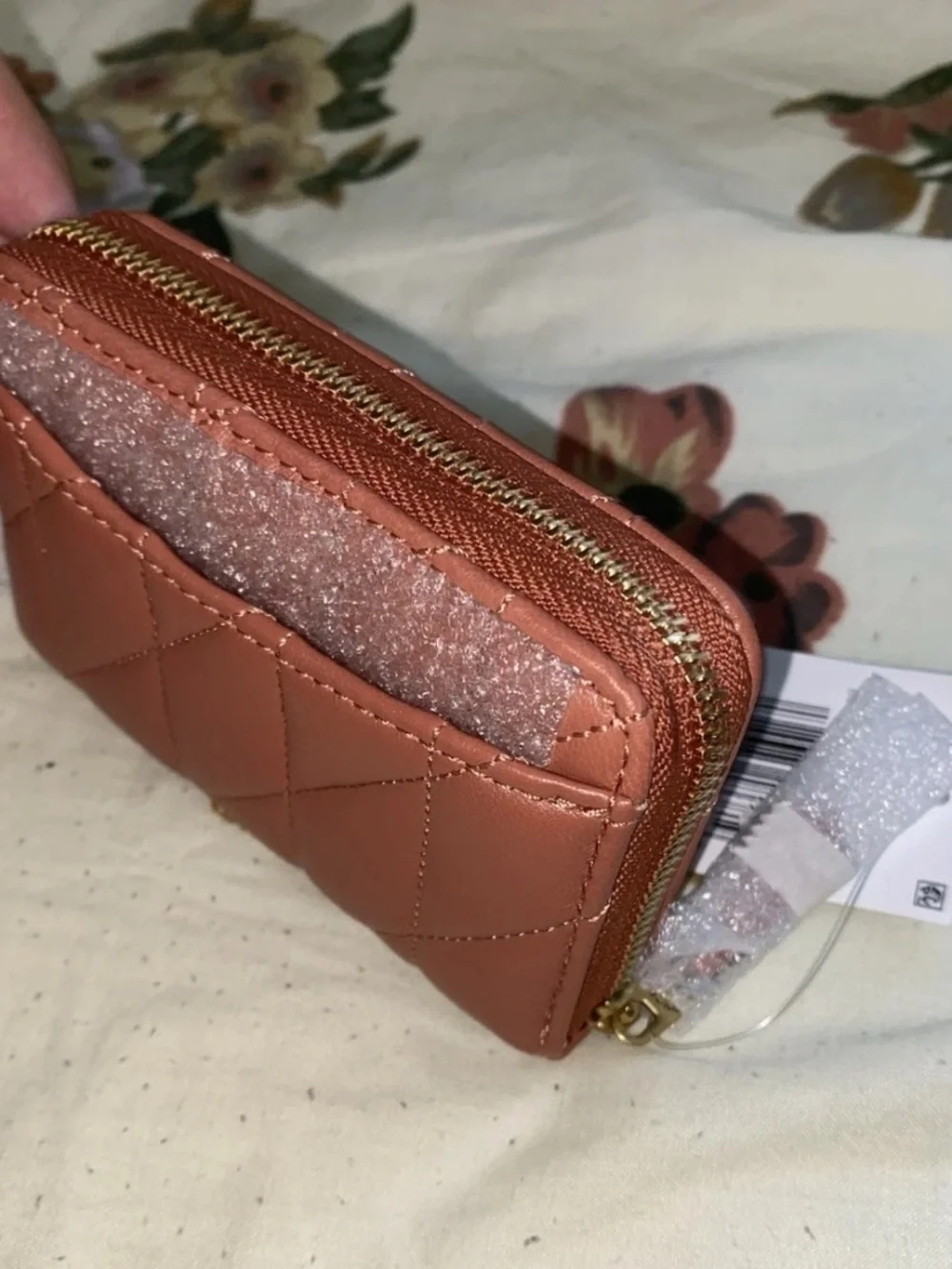 Coach Women’s Zip-Around Wallet Peach Quilted Logo Zipper Credit Card